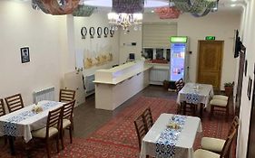 Caravan Hotel